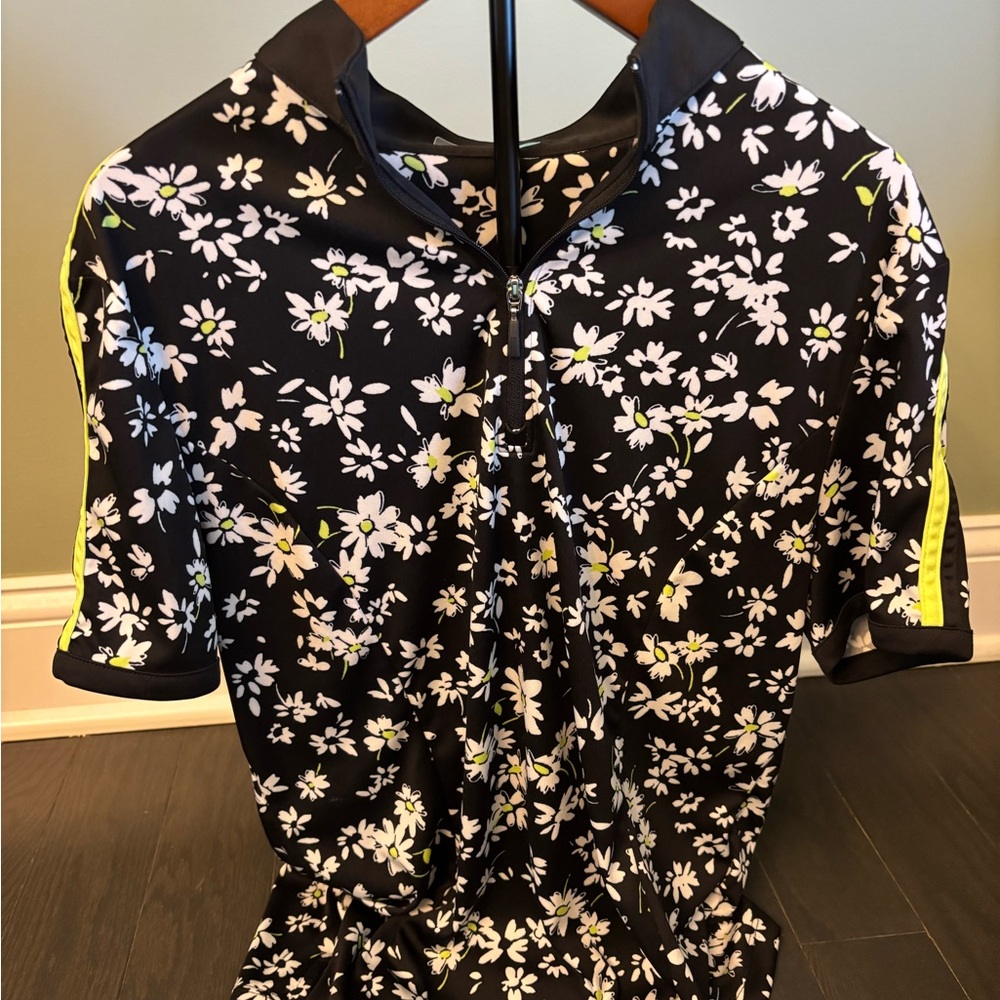 PGA Tour Black Floral Short Sleeve Top